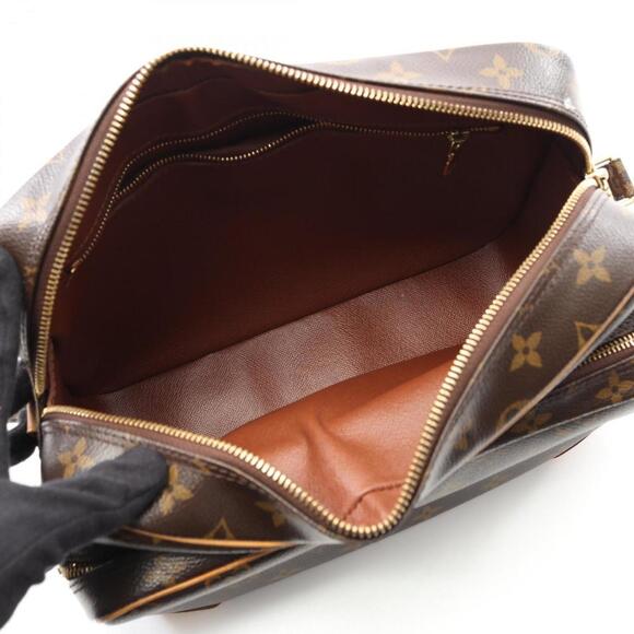 LOUIS VUITTON Brown Monogram Leather Shoulder Bag - Picture 4 of 11